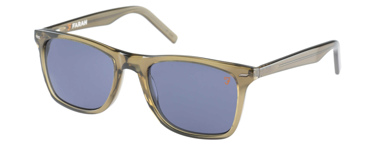 Farah - Rectangle Sunglasses Outfit | StyleHint